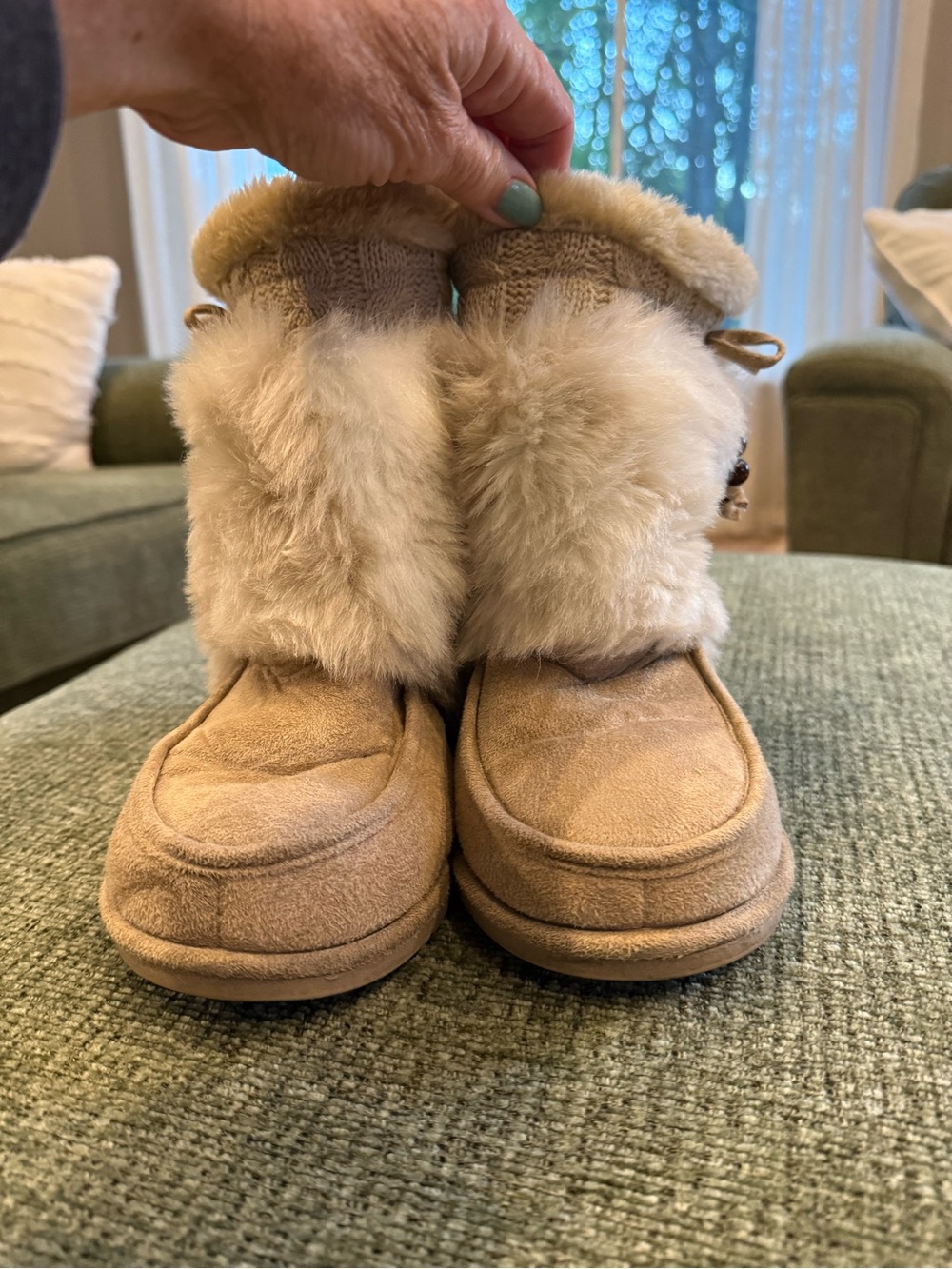 Women's Faux Fur Winter Boots - Light Tan